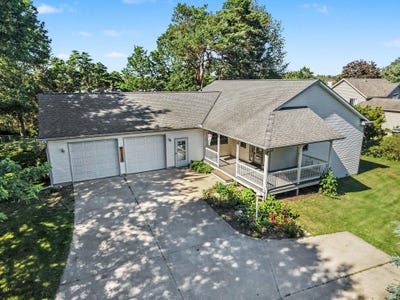 /international/us/3580-144th-avenue-holland-mi-110110380195/