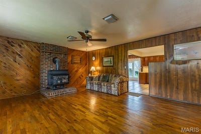 /international/us/622-nickey-street-poplar-bluff-mo-110100975810/