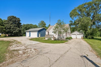 /international/us/9207-39th-ave-kenosha-wi-110109070621/