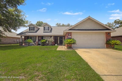 /international/us/117-brackish-place-ocean-springs-ms-110108582778/