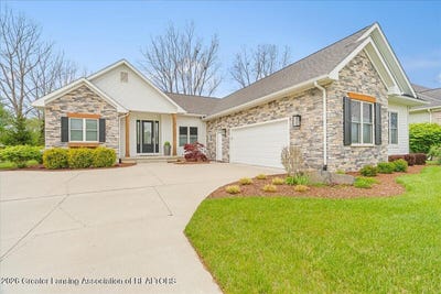 /international/us/822-laurelwood-drive-lansing-mi-110106152067/