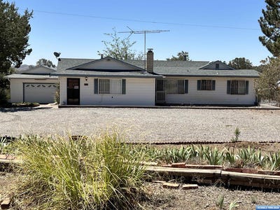 /international/us/40-rodeo-road-silver-city-nm-110108504185/