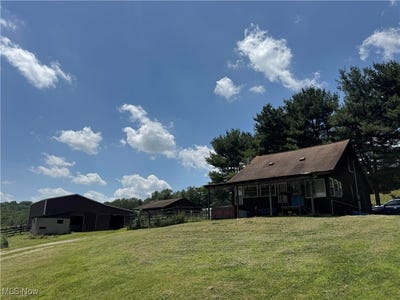 /international/us/10097-march-road-ne-east-rochester-oh-110100799975/