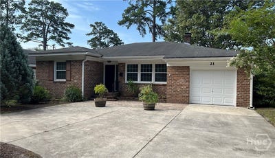 /international/us/21-e-61st-street-savannah-ga-110110367049/