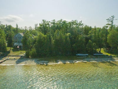 /international/us/pioneer-trail-lot-19-presque-isle-mi-110100804274/