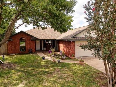 /international/us/3952-country-meadows-circle-granbury-tx-110101217468/