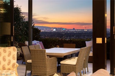 /international/us/1228-starview-peak-court-henderson-nv-110108474542/
