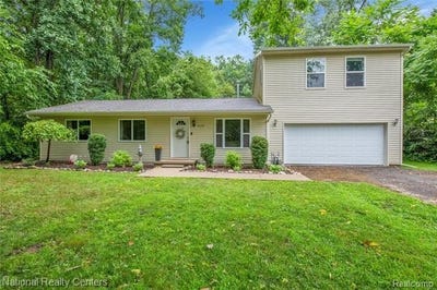 /international/us/21135-elwell-road-belleville-mi-110100817691/