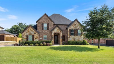 /international/us/511-oak-forest-court-kennedale-tx-110108588779/