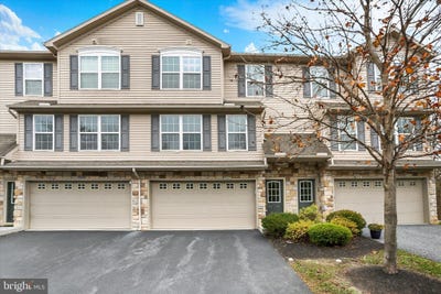 /international/us/9089-joyce-lane-hummelstown-pa-110104788210/