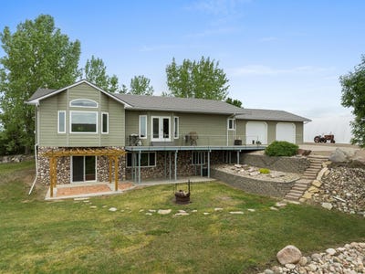/international/us/1343-41c-ave-nw-garrison-nd-110108801450/