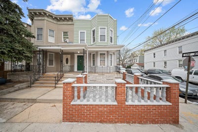 /international/us/85-19-89th-avenue-woodhaven-ny-110098963194/