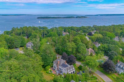 /international/us/1-white-rock-drive-falmouth-me-110100897598/?lang=de