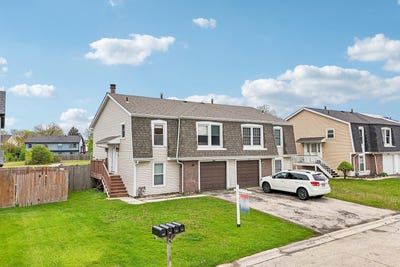 /international/us/370-kirkwood-circle-bolingbrook-il-110107691931/