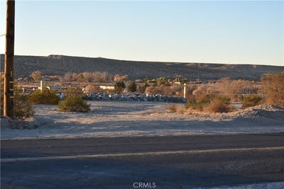 /international/us/national-trails-highway-oro-grande-ca-110102827772/