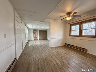 /international/us/41-waterbury-road-prospect-ct-110106958004/