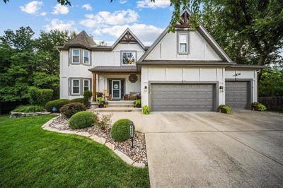 /international/us/19002-w-118th-street-olathe-ks-110100987068/