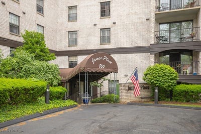 /international/us/800-brick-mill-run-unit-103-westlake-oh-110100072217/