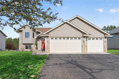 /international/us/25721-18th-street-w-zimmerman-mn-110107908977/