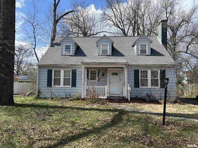 /international/us/418-cedar-street-centralia-il-110098319411/