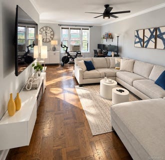 /international/us/16-broadway-n-white-plains-ny-110110351706/