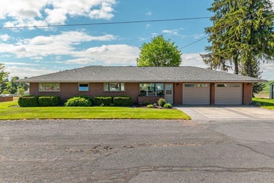 /international/us/17-n-7th-st-almira-wa-110108393996/