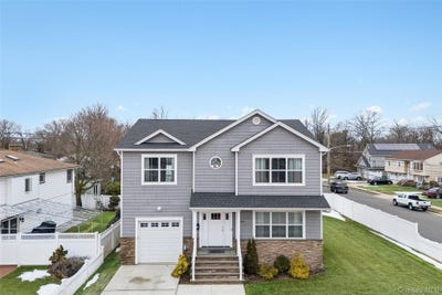/international/us/2162-seamans-neck-road-seaford-ny-110106318169/