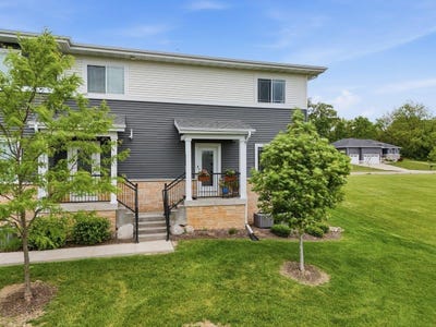 /international/us/5509-prairie-place-drive-mcfarland-wi-110108339445/
