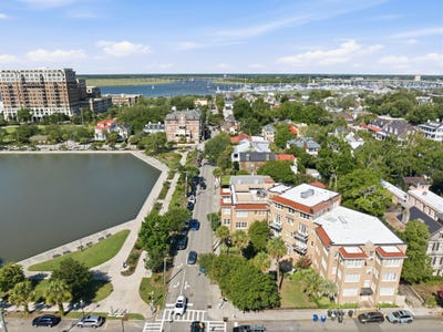 /international/us/63-rutledge-charleston-sc-110109060096/