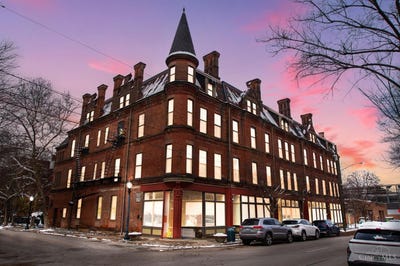 /international/us/1217-central-avenue-cincinnati-oh-110108472738/