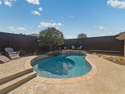 /international/us/402-tanglewood-drive-wylie-tx-110119989575/
