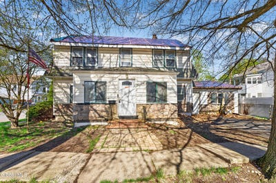 /international/us/471-7th-avenue-troy-ny-110107437256/