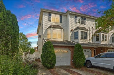 /international/us/141-delaware-avenue-staten-island-ny-110120154148/