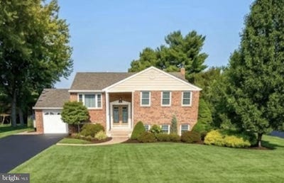 /international/us/26-heather-road-southampton-pa-110108984447/