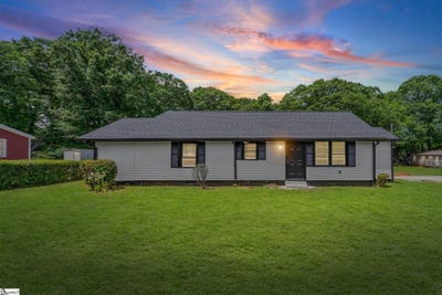 /international/us/141-edge-street-wellford-sc-110108143766/