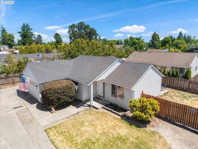 /international/us/708-bell-st-dayton-or-110101009408/