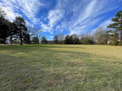 /international/us/14360-la-grange-rd-la-grange-tn-110107231142/
