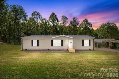 /international/us/251-center-lane-thurmond-nc-110107854566/