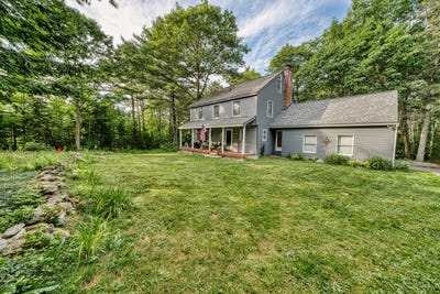 /international/us/48-griffin-ave-avenue-hampden-me-110100746171/?lang=de