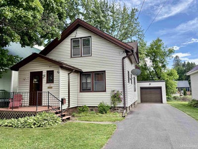 /international/us/171-e-michigan-avenue-ironwood-mi-110108814459/