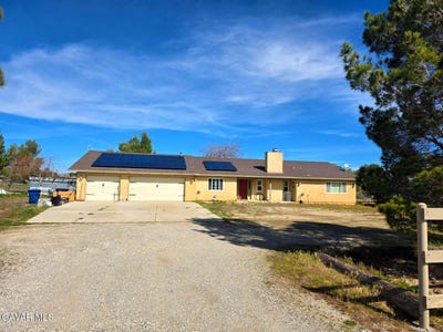 /international/us/7241-w-avenue-a2-lancaster-ca-110105938042/