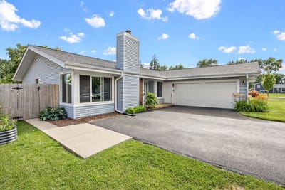/international/us/230-plymouth-lane-bolingbrook-il-110108873929/