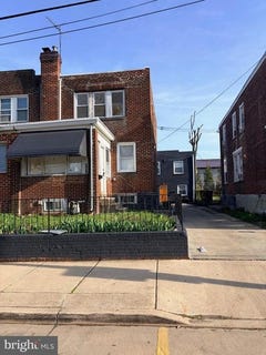 /international/us/220-north-9th-street-darby-pa-110107682028/