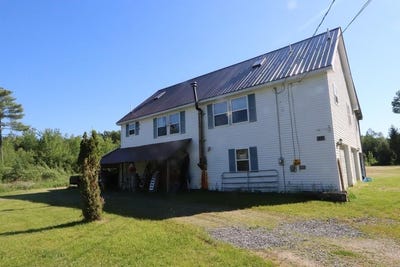 /international/us/8-martins-lane-glenburn-me-110110300472/