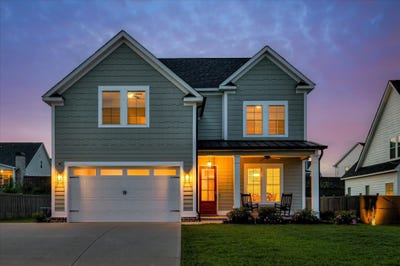 /international/us/427-woodlawn-street-evans-ga-110120459371/
