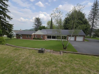 /international/us/73-high-st-troy-pa-110100677389/