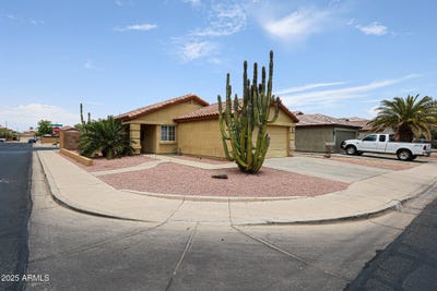 /international/us/11928-w-scotts-drive-el-mirage-az-110100695152/