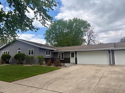 /international/us/1206-n-29th-st-fort-dodge-ia-110107785914/