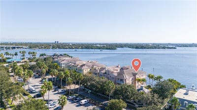 /international/us/11-royal-palm-point-vero-beach-fl-110108714558/