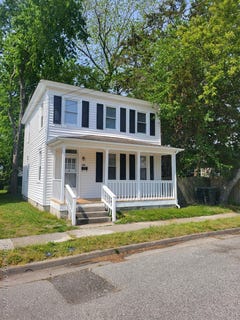 /international/us/108-e-howard-st-hampton-va-110107657321/